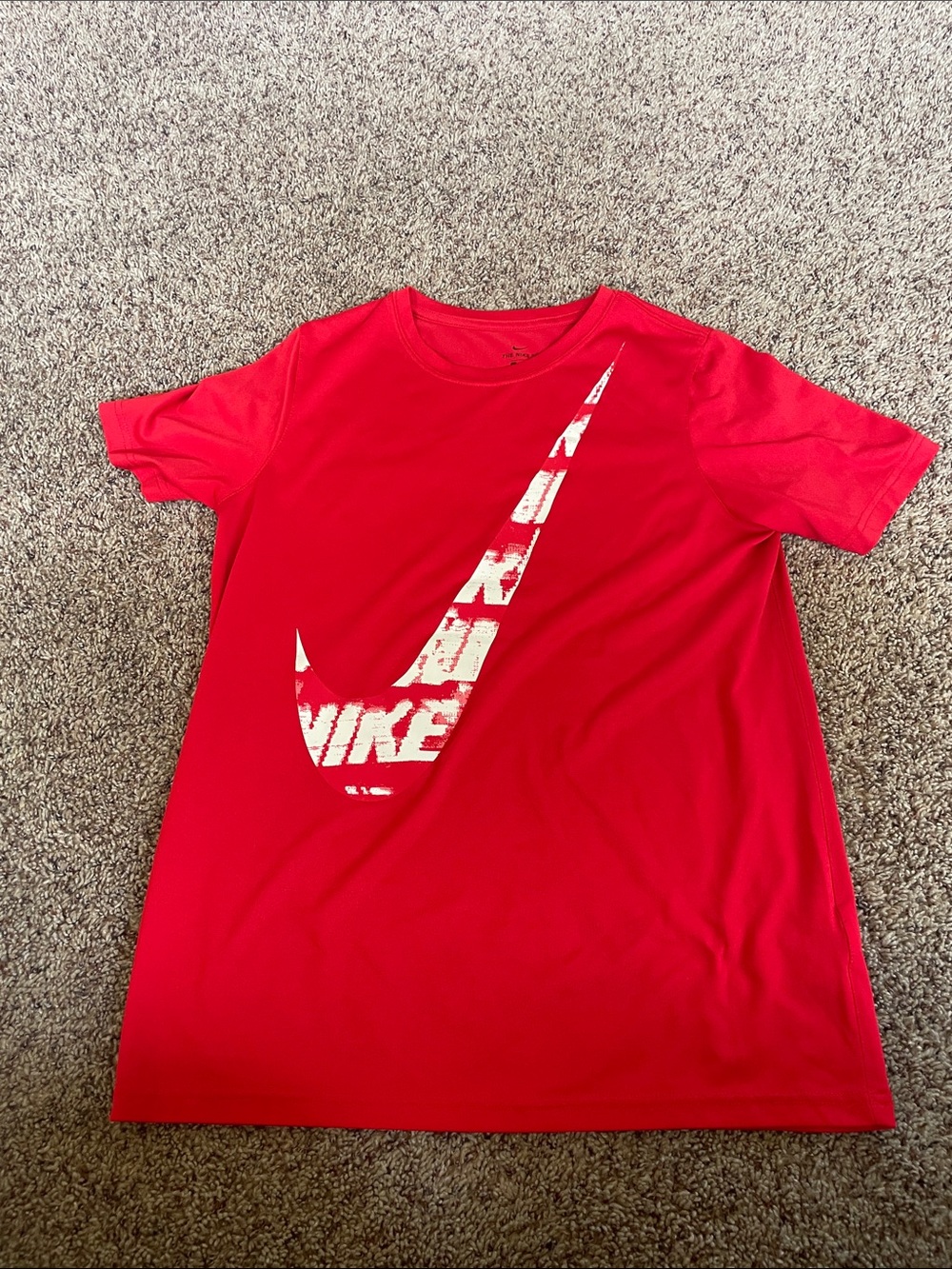 Nike Youth XL.Red Graphic Swoosh Tee
